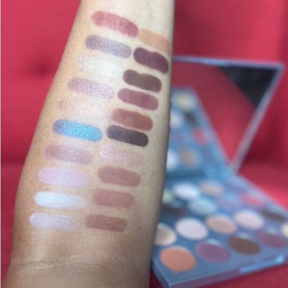 Bellame Showstopper Palette - Picture 4 of 6